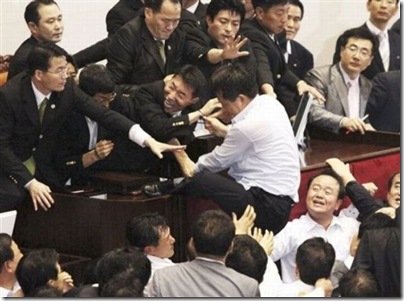 Parlamento sul-coreano 12