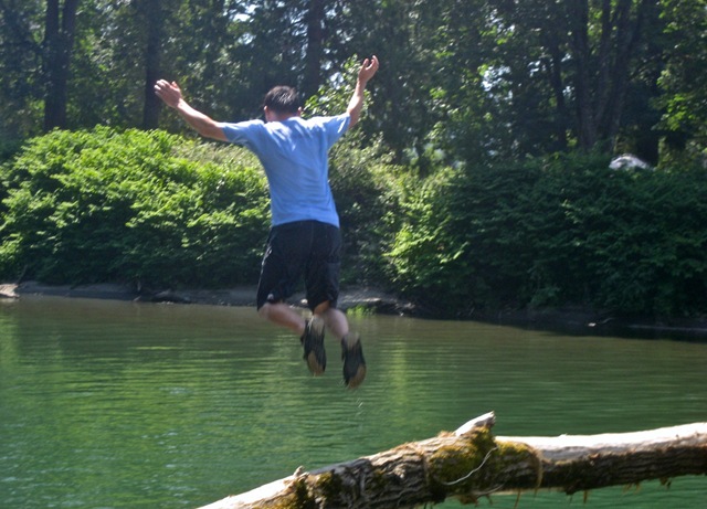 [Jumping[11].jpg]