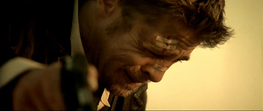 SE7EN Mills ferme les yeux SE7EN Mills ferme les yeux