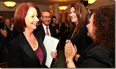 424837-gillard-ovation