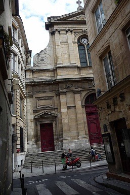 [NotreDamedesBlancsManteaux5.jpg]