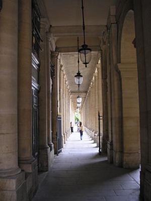 250px-Palais_Royal_Paris_Mai_2006_001 250px-Palais_Royal_Paris_Mai_2006_001