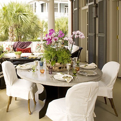 [outdoor-dining-table-l via a lifes design[3].jpg]
