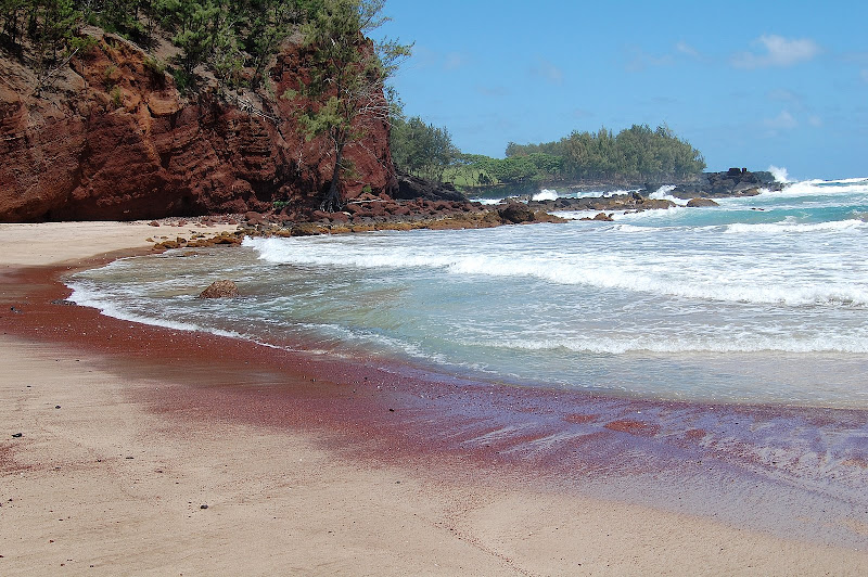 Maui also has red sand beaches!!