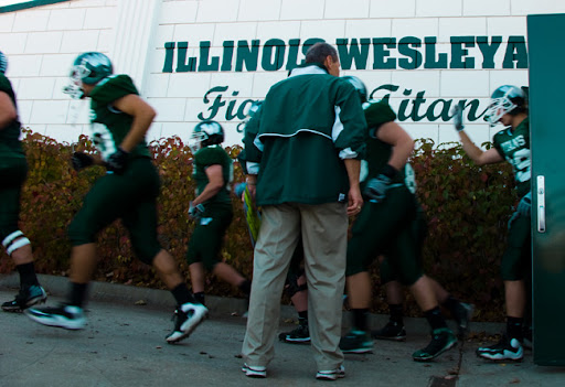 Los IWU Titans salen del vestuario a remontar el partido. Imagen tomada por Raul Alvarez Gonzalez