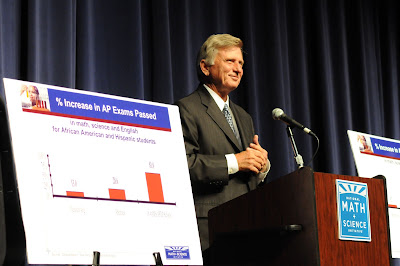 Governor Beebe Celebrates Advanced Placement Scores