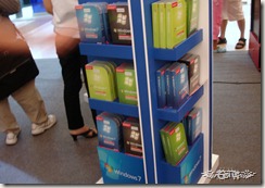 ชั้น 2 มีWindows 7 ขาย (กล่องโชว์เท่านั้น)