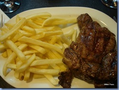 Bife de chorizo com papas fritas Bife de chorizo com papas fritas