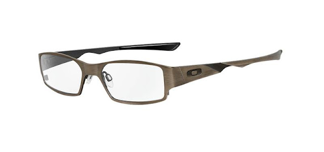 Óculos Oakley Dictate Um verdadeiro show Super fashion e descolada armação Dictate da marca Oakley