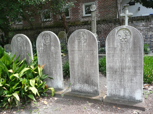 [P10309032.jpg]