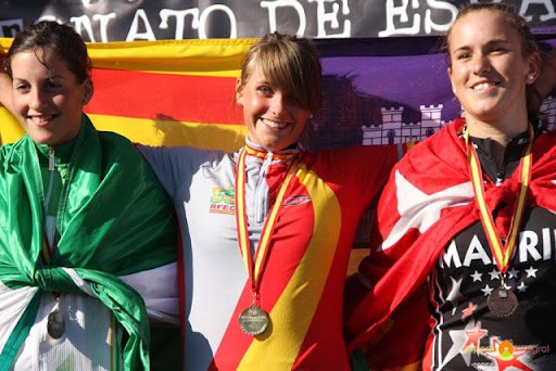 Marta y Maria Elena junto a la madrile&ntilde;a en el Campeonato de Espa&ntilde;a