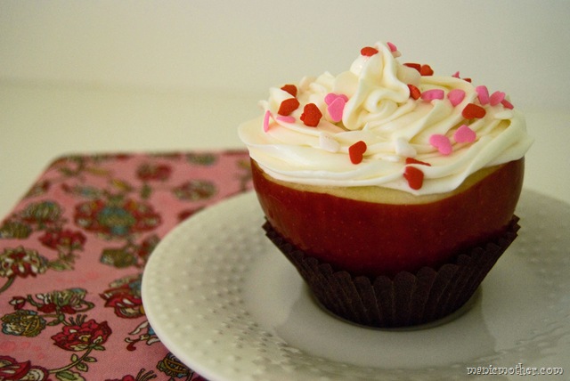 [applecupcake10.jpg]