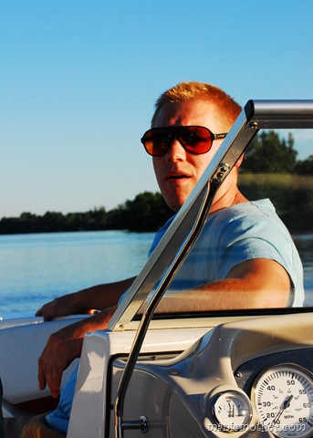 [boatbro[3].jpg]