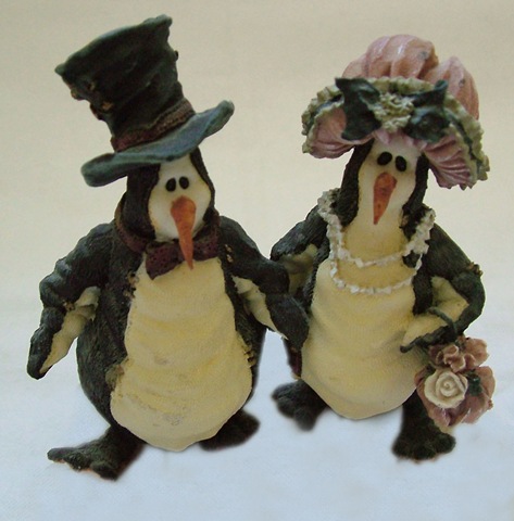 [penguin-couple EDIT[8].jpg]