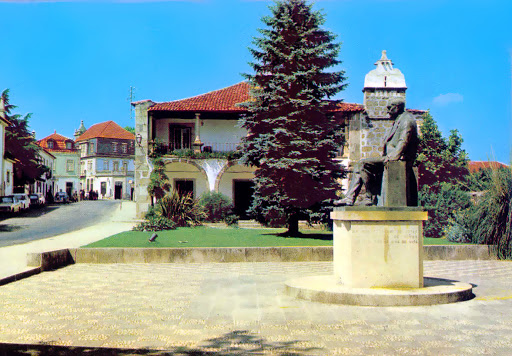 Estatua António Salazar