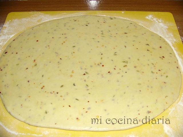 Grissini con semillas de  hinojo y peperonchino (Гриссини с семенами фенхеля и острым красным перцем)