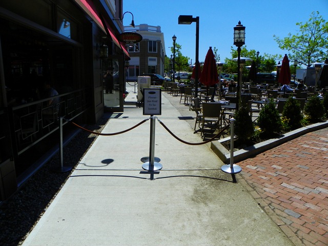 [Downtown Seating Tavern in the Square 2010-05-05 day south[3].jpg]