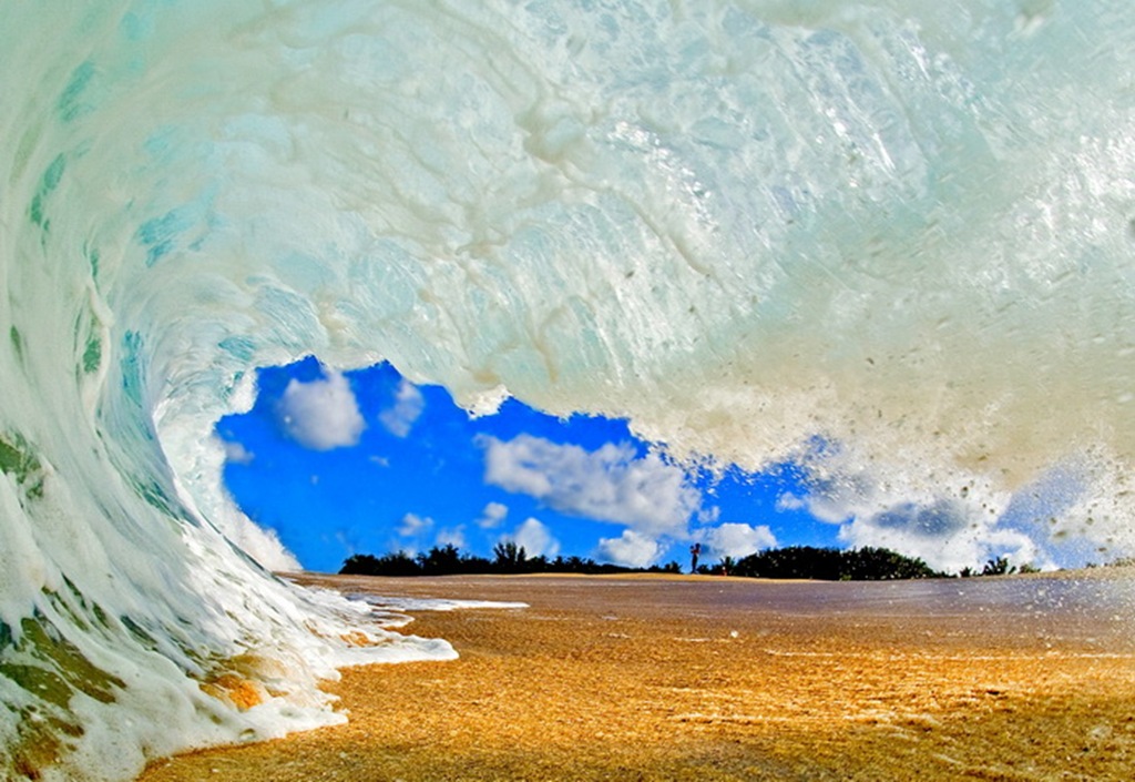 [20 Striking Examples Of Wave Photography_8[6].jpg]