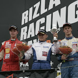 Siegerehrung Rennen/Race 2 Trophy (v.l).2. Francesco Lopez (GER) Franz WÑss Racing Dallara F 304 Opel1. Sergey Chukanov (UKR) ArtLine Engineering Arttech F24	Opel3.  Mika VÐ´hÐ´mÐ´ki (FIN) ADRF Dallara F 304	OpelRennen/Race 2Rizla Race Assen09. August 2009