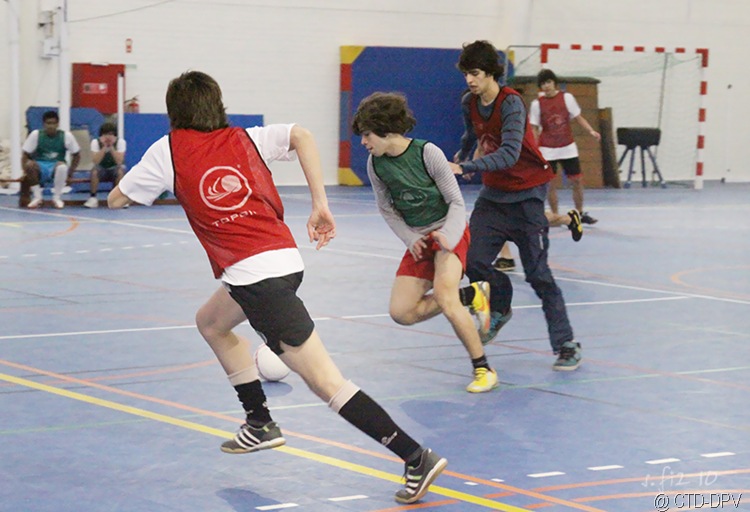 [futsal 10-02-10 158 copy[2].jpg]