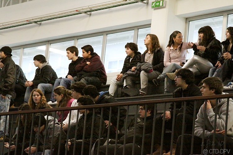 [futsal 10-02-10 005 copy[2].jpg]