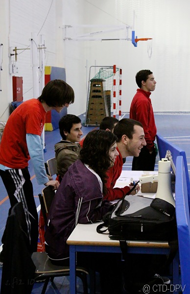 [futsal 10-02-10 021 copy[3].jpg]