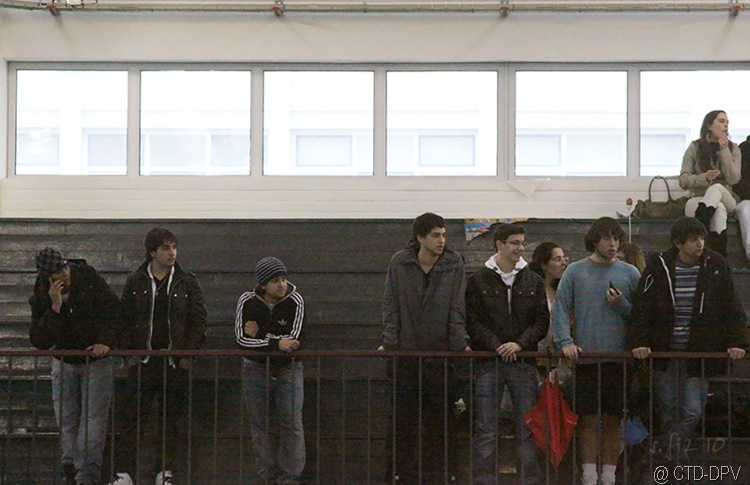 [futsal 10-02-10 048 copy[2].jpg]