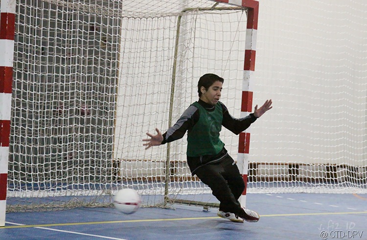 [futsal 10-02-10 082 copy[2].jpg]