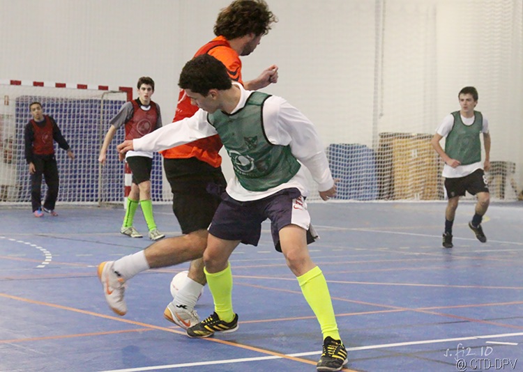 [futsal 10-02-10 269 copy[2].jpg]