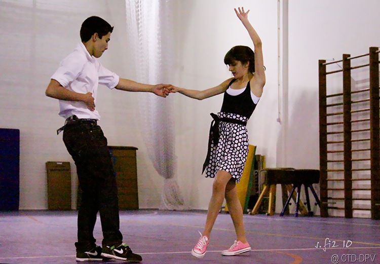 [sarau dpv 090 copy[2].jpg]