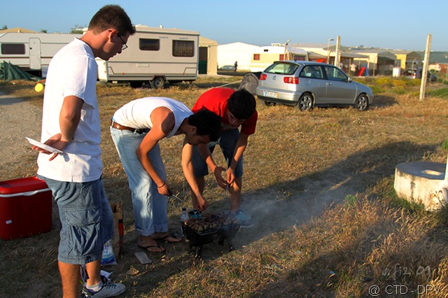 [SMP 070 copy[5].jpg]