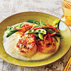 Seared Scallops with Cauliflower Puree