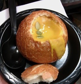 [pumpkin soup in cute little bread bowls[35].jpg]