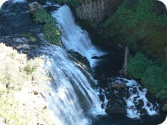 [21-Waterfalls-20-McCloud-River_thumb[1].jpg]