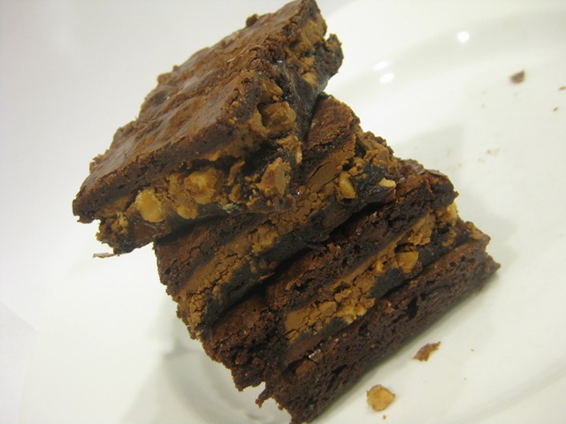 [Toffee (Crack) Brownie Photos 002[2].jpg]