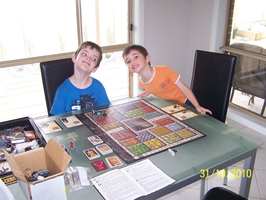 [HeroQuest01[3].jpg]