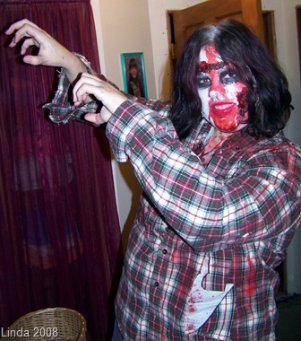 [Thriller Zombie Amanda[11].jpg]