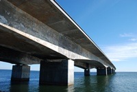 [Bridge to Sea (small)[3].jpg]