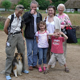 Søren, Yulia, Sophia, Victor, Bedstemor, (Lars), Fabi og jeg på Frilandsmuseet