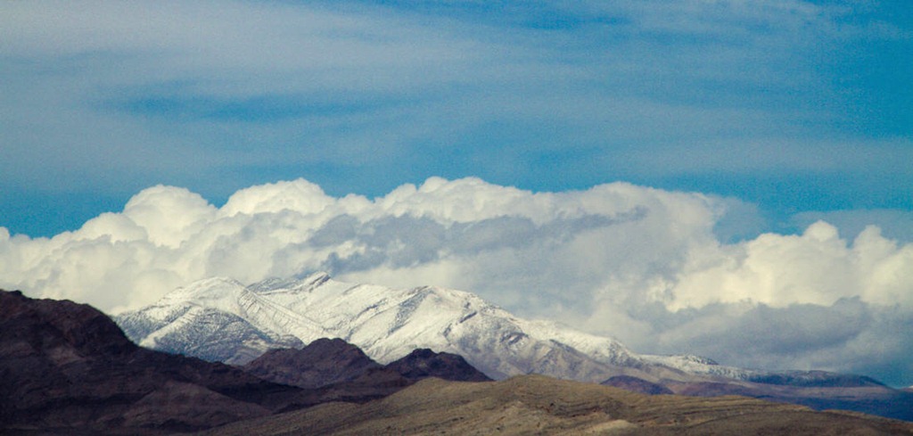 [Las Vegas Mountain[7].jpg]