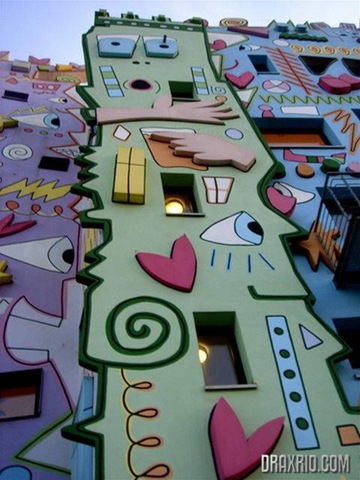 [Happy-Rizzi-House6[4].jpg]