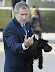 The real Bush - What a nice finger he have!