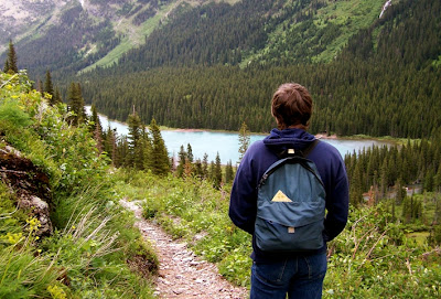 Ujištění se, že batohu je balen jako profesionálové backpack, travel tips, backpacker, hiking