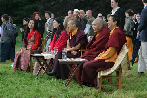 Lhasang may 17 -(c) Helen Vink