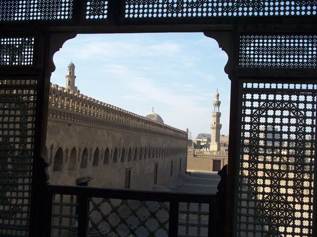 [01-02-2010 021 view of Ibn Tulun mosque[2].jpg]