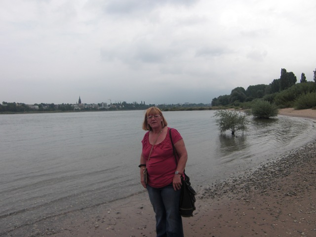[CIMG01041.jpg]