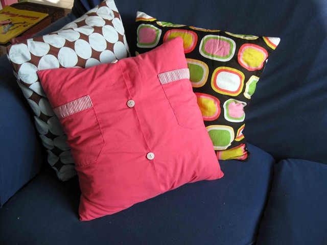 [pillow front on couch[5].jpg]