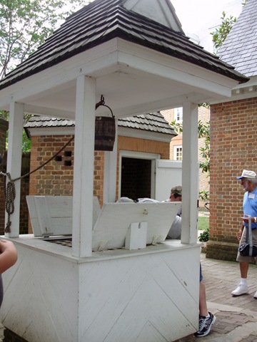 [Williamsburg2010 091[2].jpg]