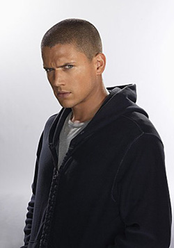 När jag behöver laga något sätter jag igång Prison Break-musiken, då blir jag Michael Scofield och då kan jag lösa vad som helst