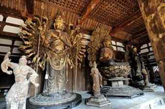 Buddhist statues are pictured in the main hall of Toshodai-ji Temple in Nara. (Mainichi)